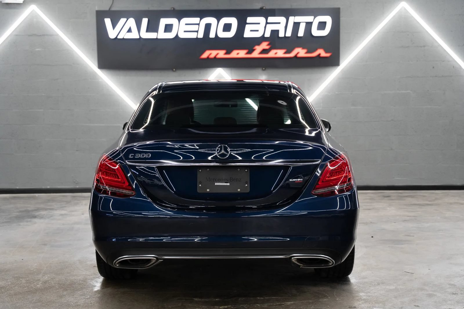 Used 2019 Mercedes-Benz C 300 Sedan image 21