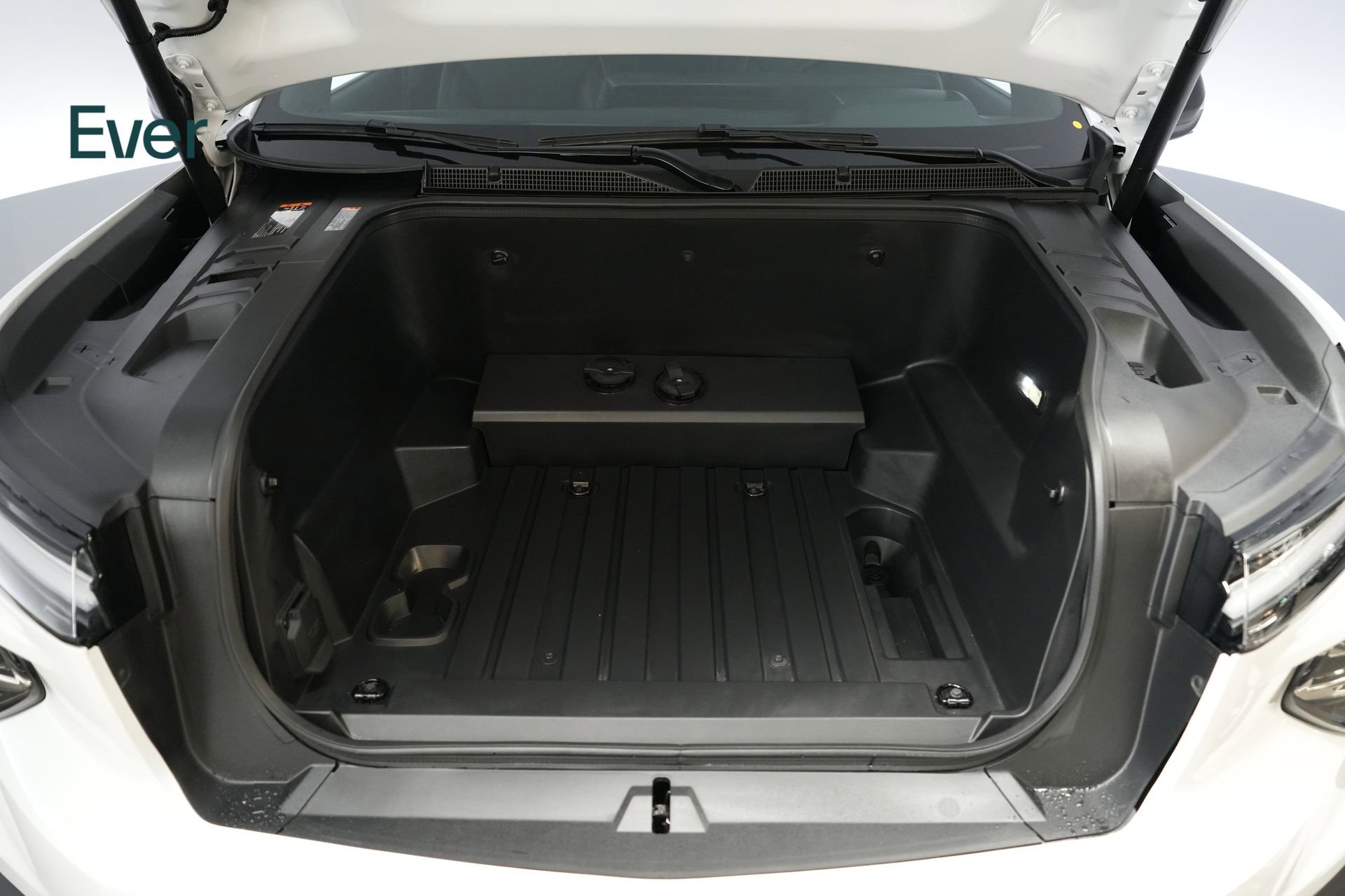 Used 2025 Chevrolet Silverado EV LT AWD/4WD image 17