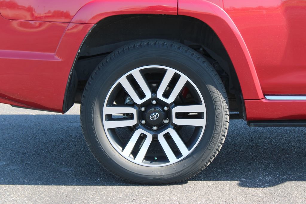 Used 2022 Toyota 4Runner Limited image 12