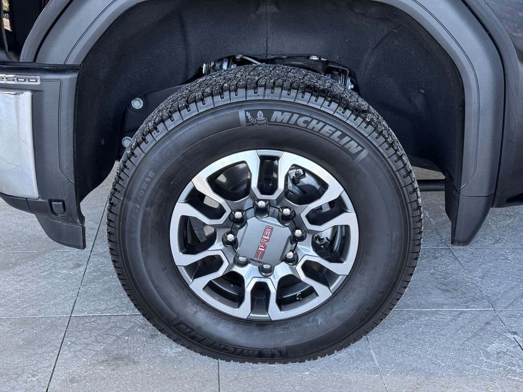 Certified 2025 GMC Sierra 2500 SLT image 4