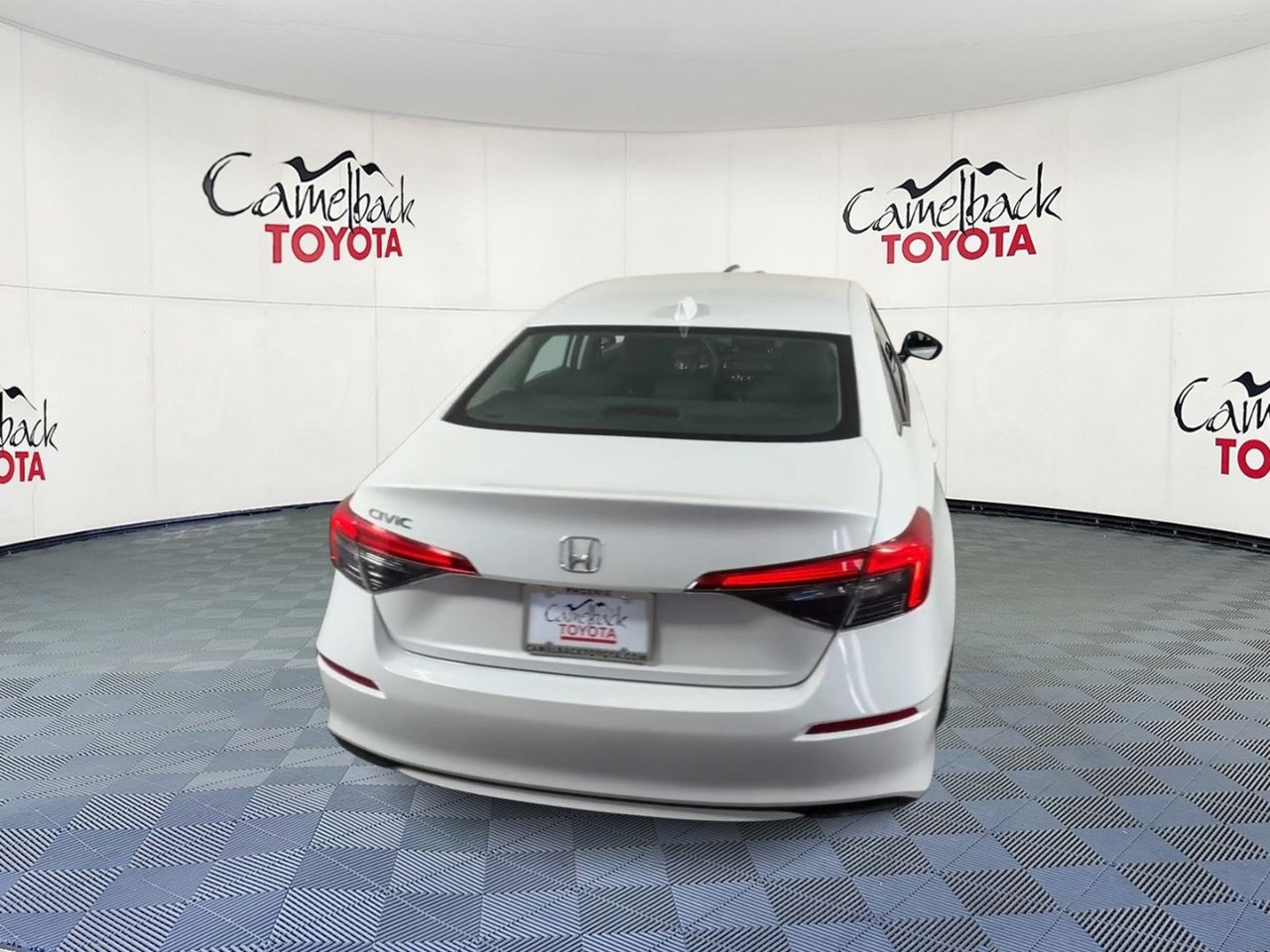 Used 2023 Honda Civic LX image 3