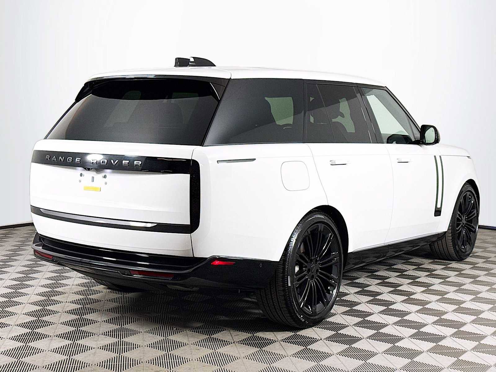 New 2026 Land Rover Range Rover SE AWD/4WD image 5