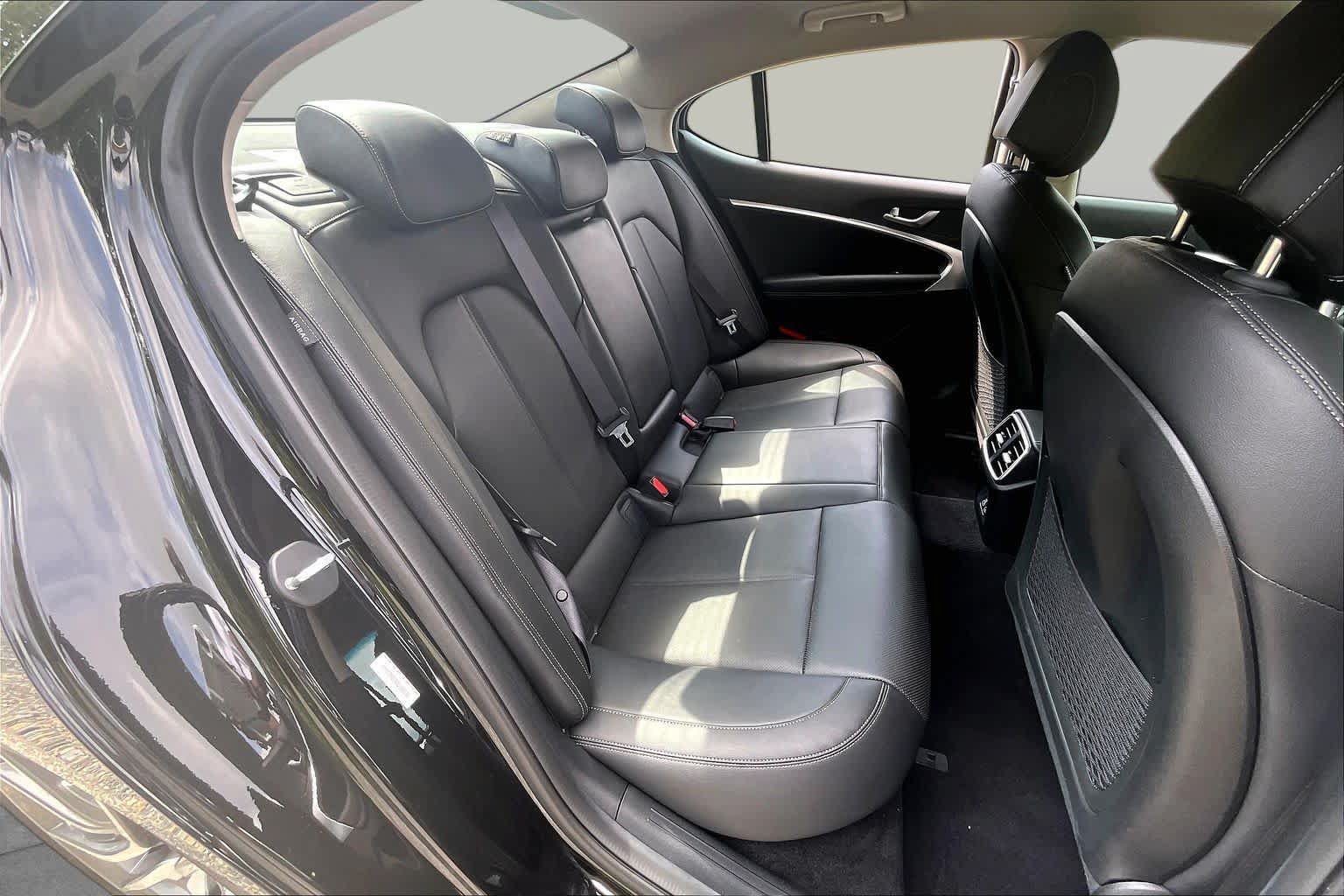 Used 2025 Genesis G70 2.5T AWD/4WD image 21