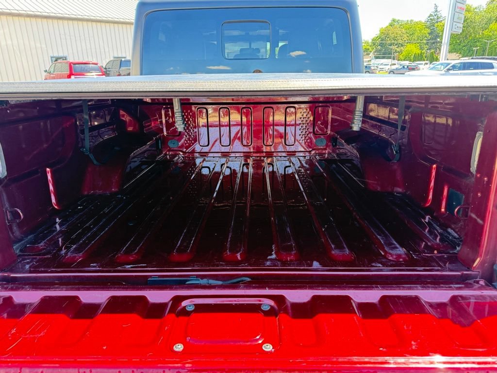 Used 2021 Jeep Gladiator Sport AWD/4WD image 19