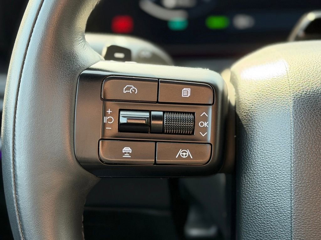 Used 2025 Hyundai Santa Fe Calligraphy image 16