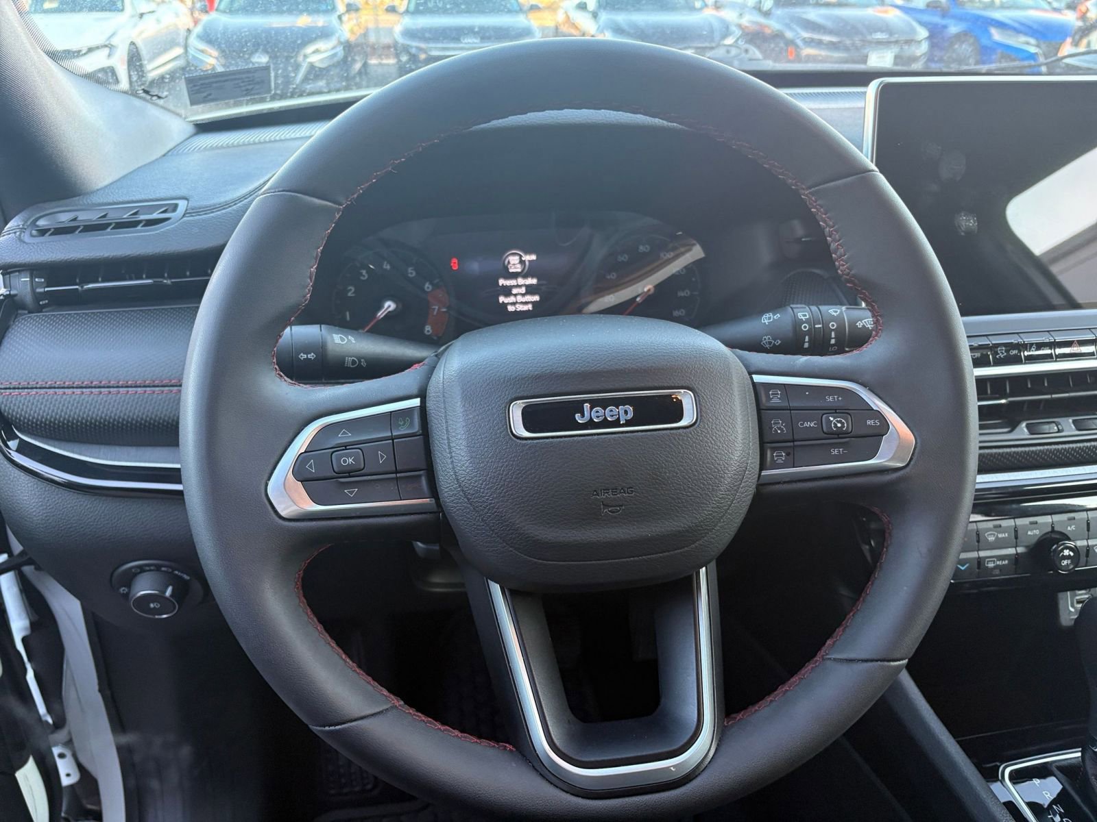 Used 2025 Jeep Compass Trailhawk image 27