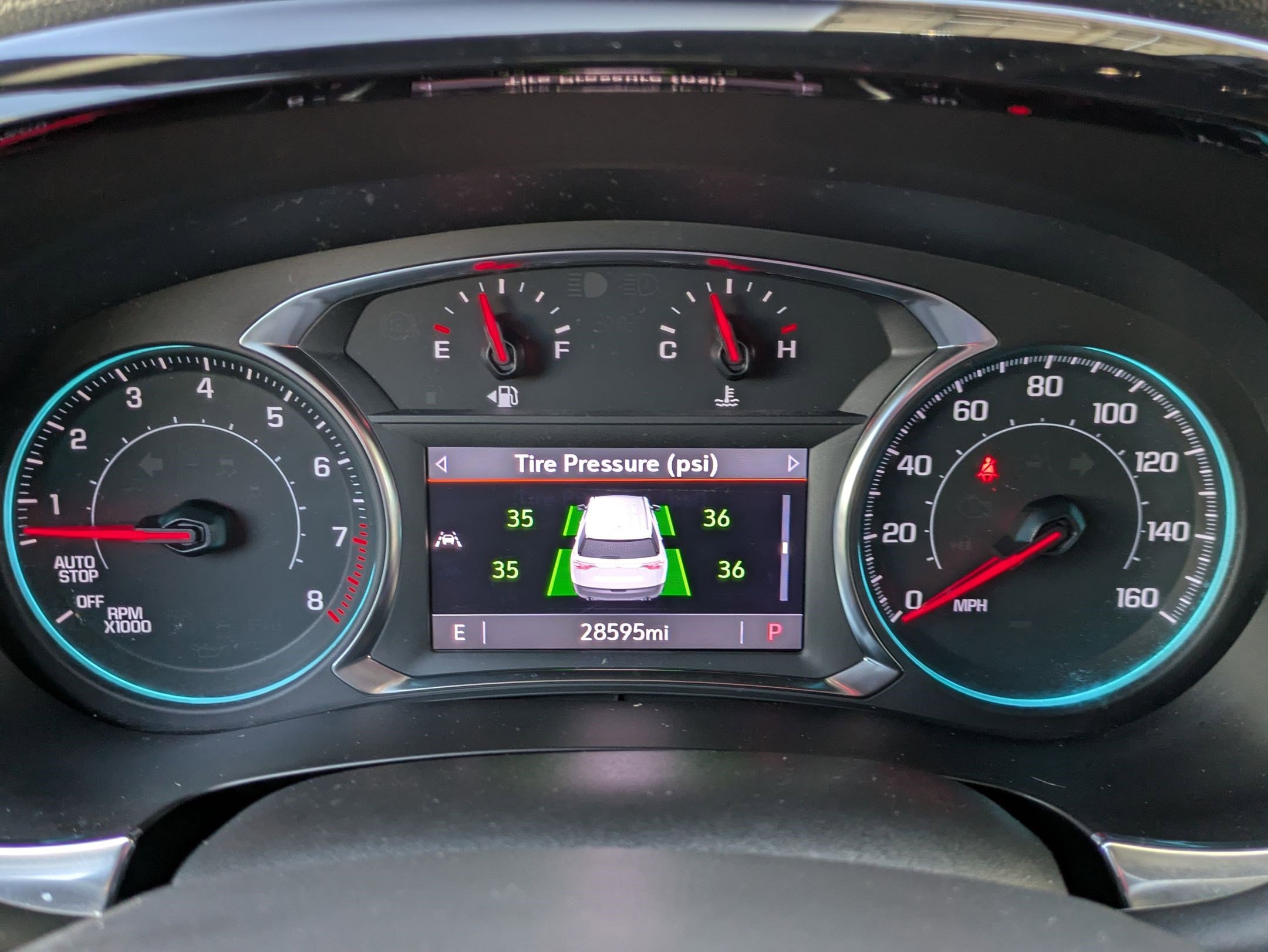 Used 2023 Chevrolet Traverse LT FWD image 17