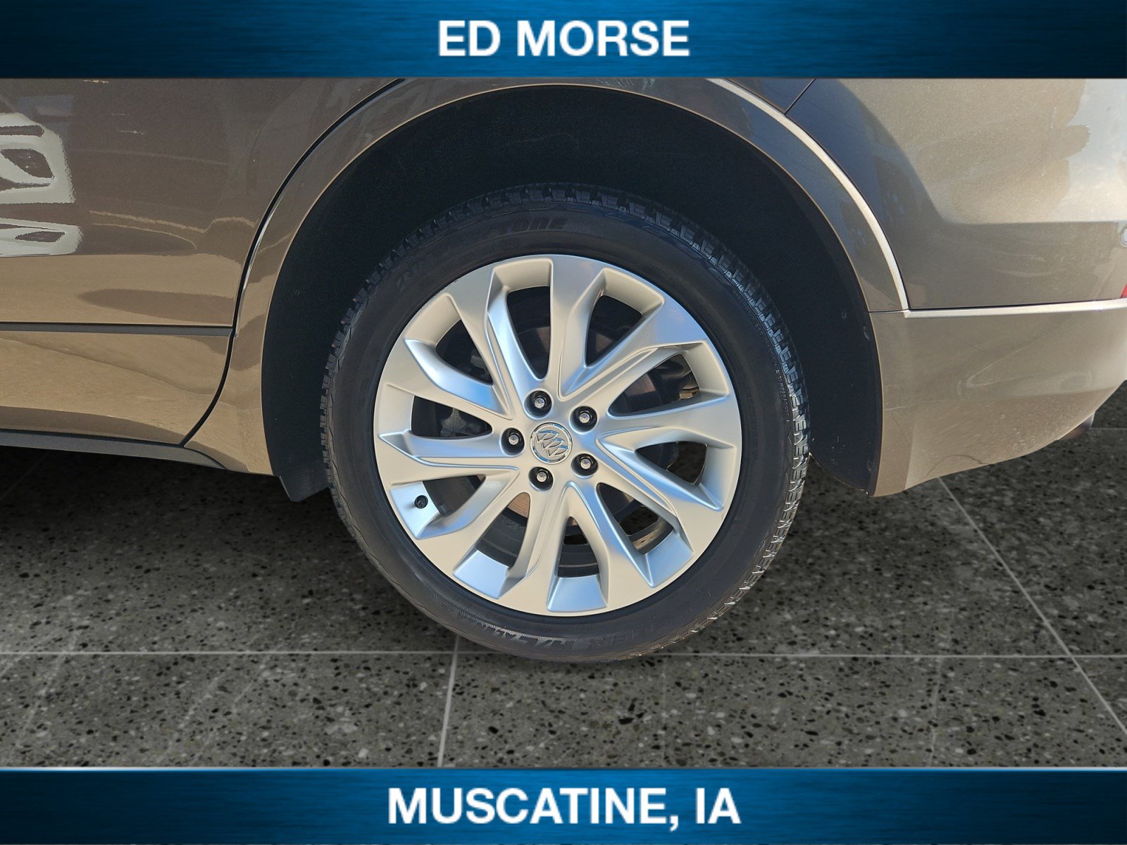Used 2017 Buick Envision Premium AWD/4WD image 10
