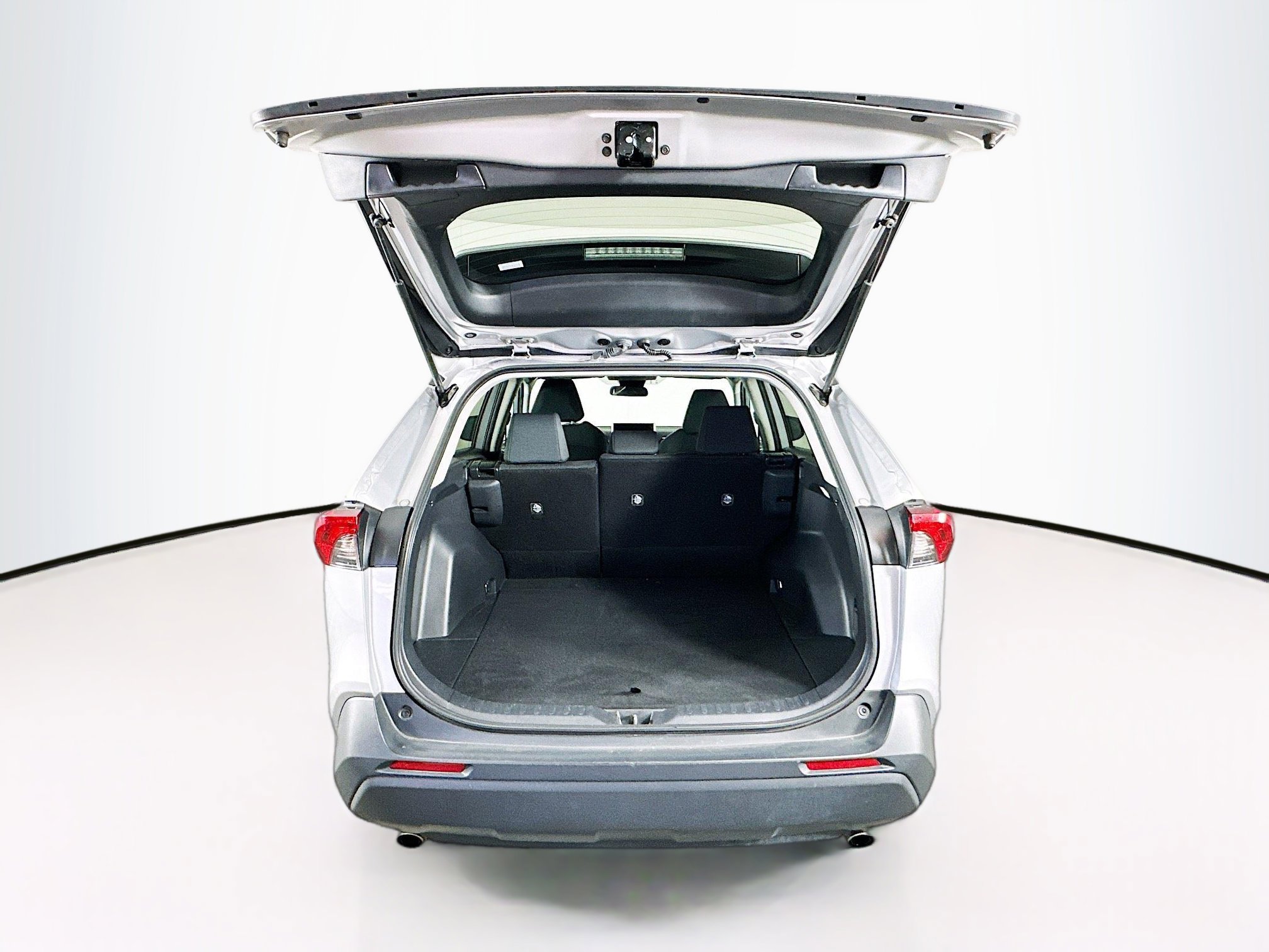 Used 2024 Toyota RAV4 LE image 26