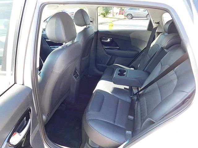 Used 2019 Kia Niro S Touring image 11