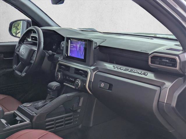 Used 2025 Toyota Tacoma SR5 RWD image 21