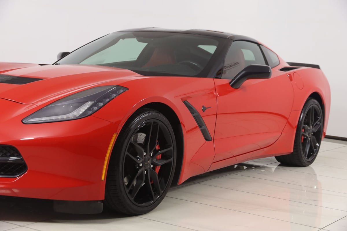 Used 2016 Chevrolet Corvette Stingray Coupe w/ 2LT Preferred Equipment Group RWD image 65