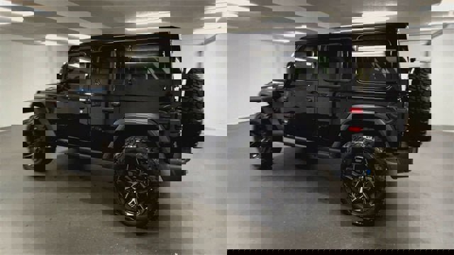 Used 2024 Jeep Wrangler Unlimited Rubicon 4xe w/ Convenience Group image 6