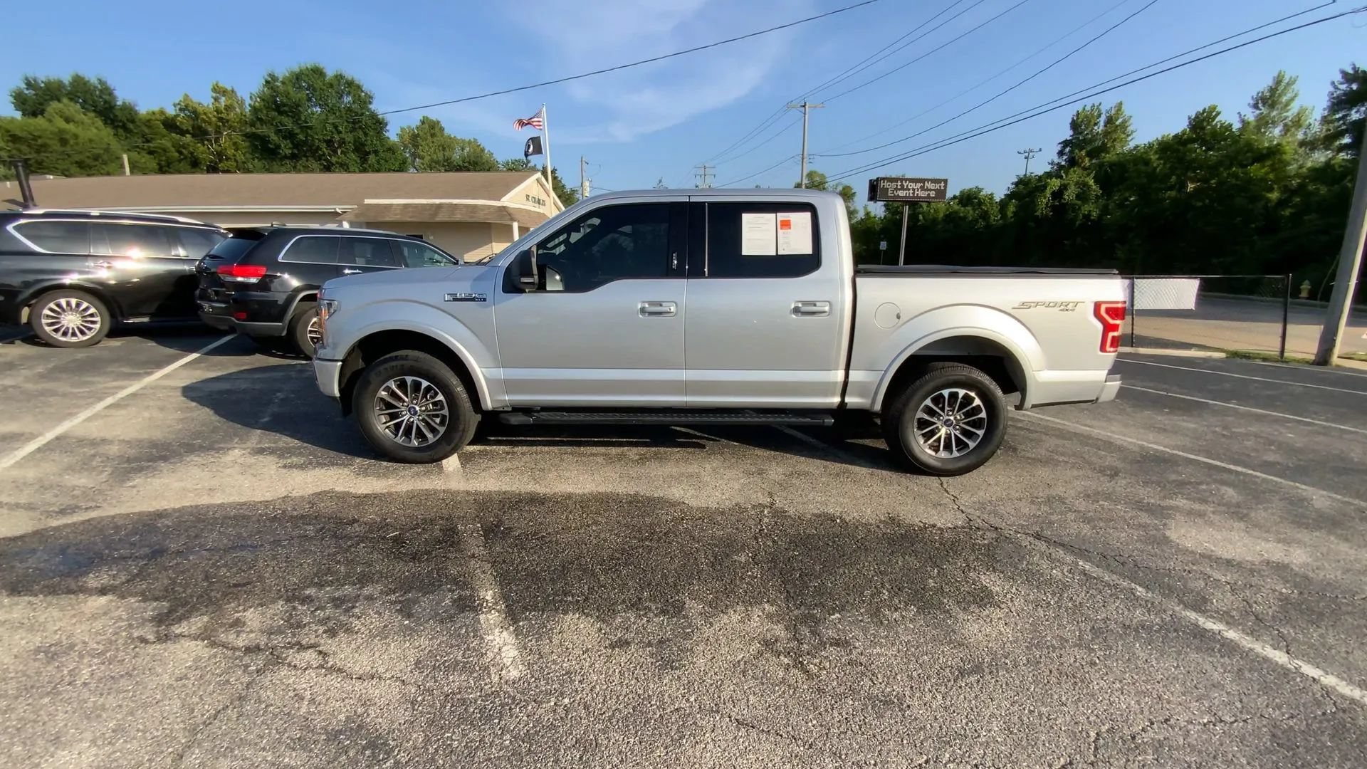 Used 2019 Ford F150 XLT w/ Equipment Group 302A Luxury AWD/4WD image 9