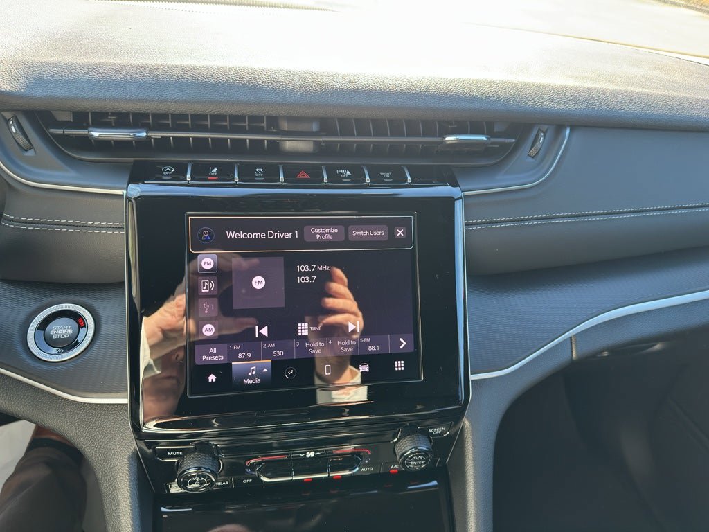 New 2025 Jeep Grand Cherokee Laredo X RWD image 16
