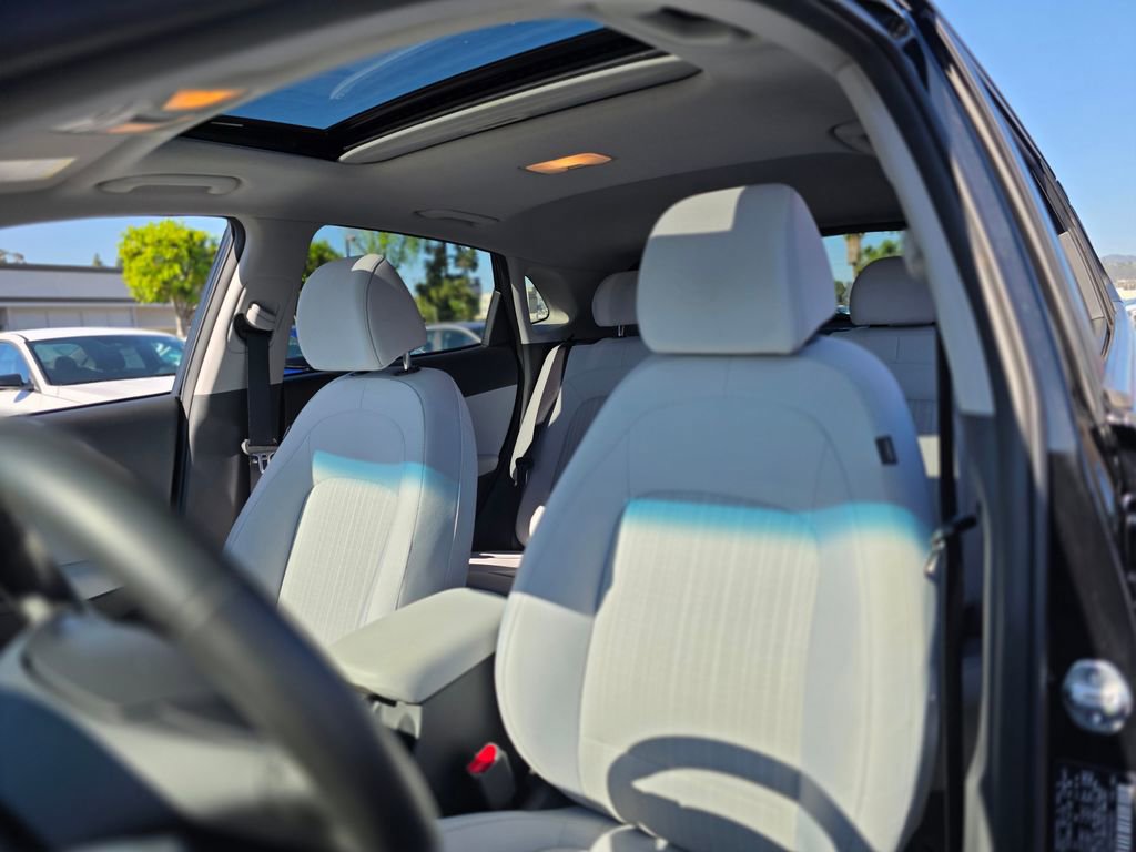 Certified 2023 Hyundai Kona SEL w/ Convenience Package image 13