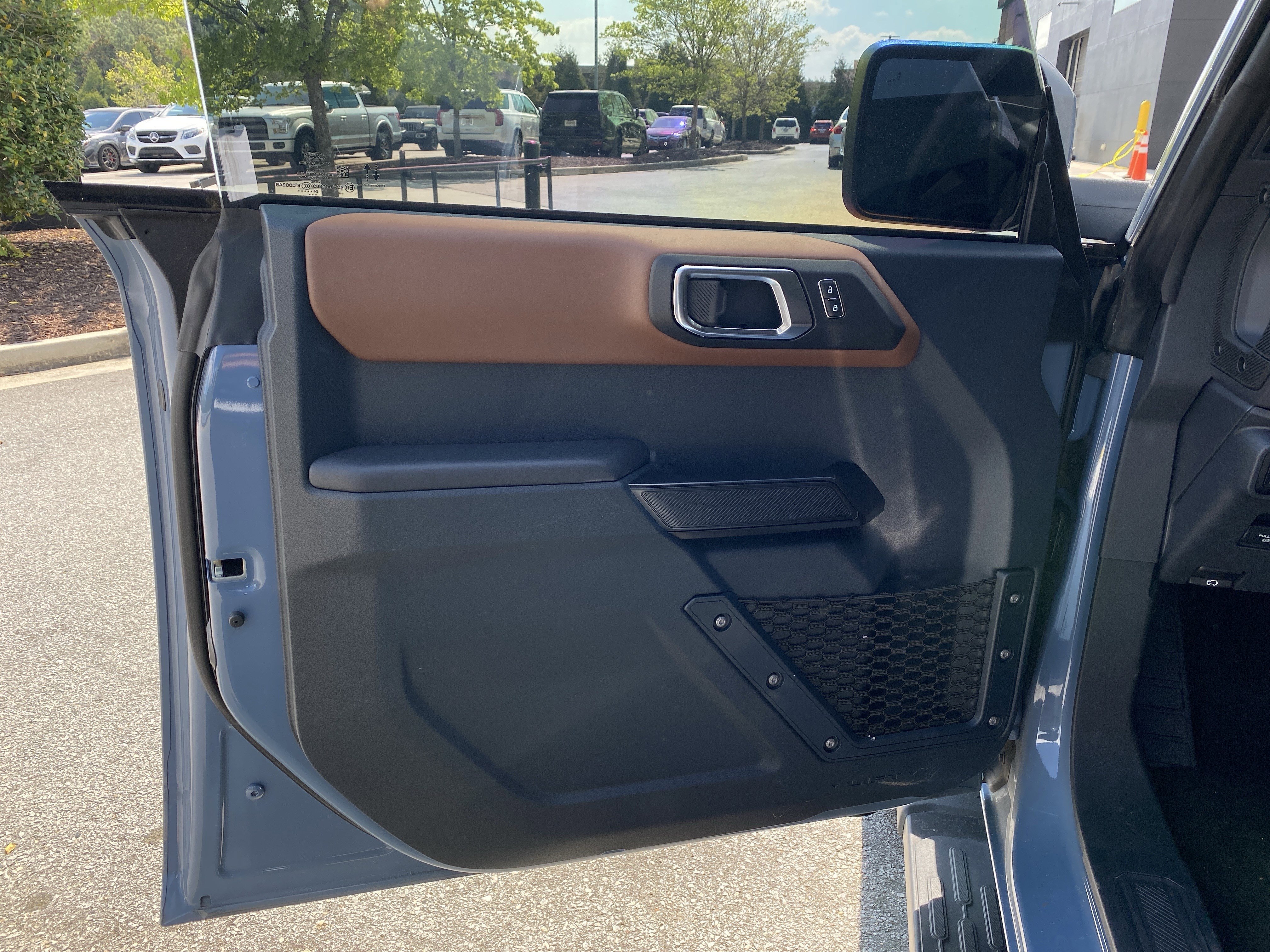 Used 2024 Ford Bronco Outer Banks image 24