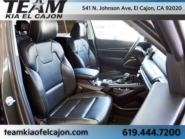 Certified 2024 Kia Telluride S w/ S Sunroof Package FWD image 13