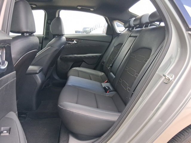 Used 2022 Kia Forte GT-Line w/ GT-Line Premium Package image 16