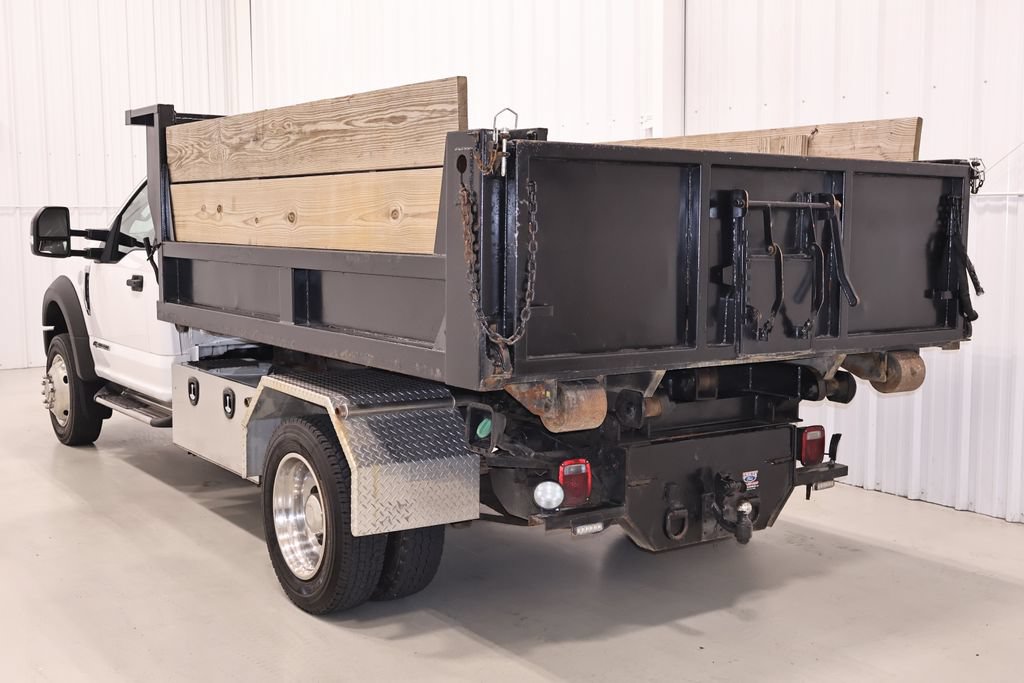 Used 2017 Ford F550 4x4 Regular Cab Super Duty w/ XLT Value Package image 8