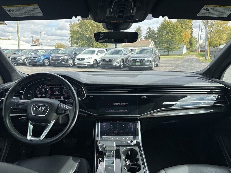 Used 2025 Audi Q7 3.0T Premium Plus AWD/4WD image 36