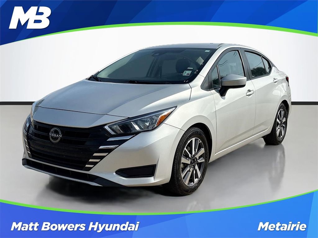 Used 2023 Nissan Versa SV image 1