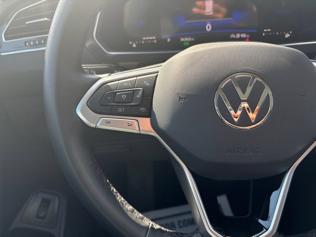 Used 2024 Volkswagen Tiguan Wolfsburg Edition FWD image 21