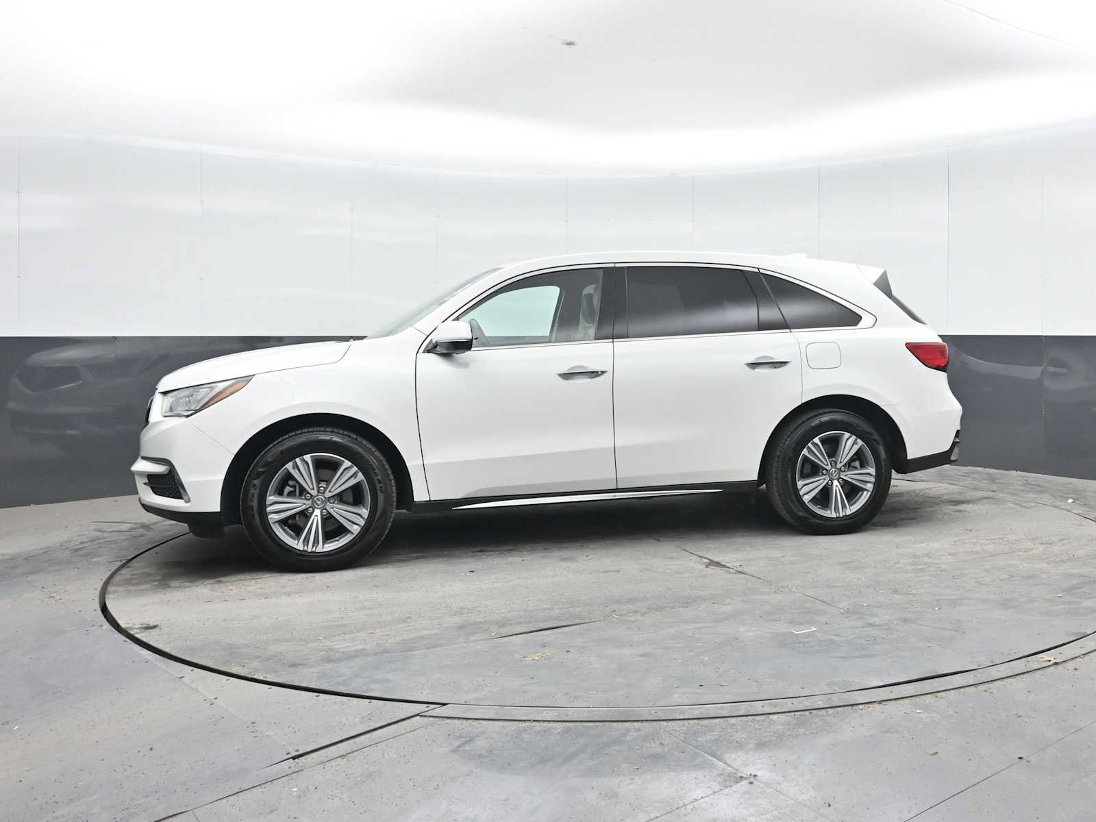 Used 2020 Acura MDX SH-AWD image 4