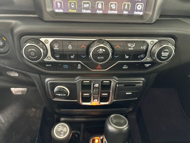 Used 2023 Jeep Wrangler Unlimited Sahara w/ Cold Weather Group image 23