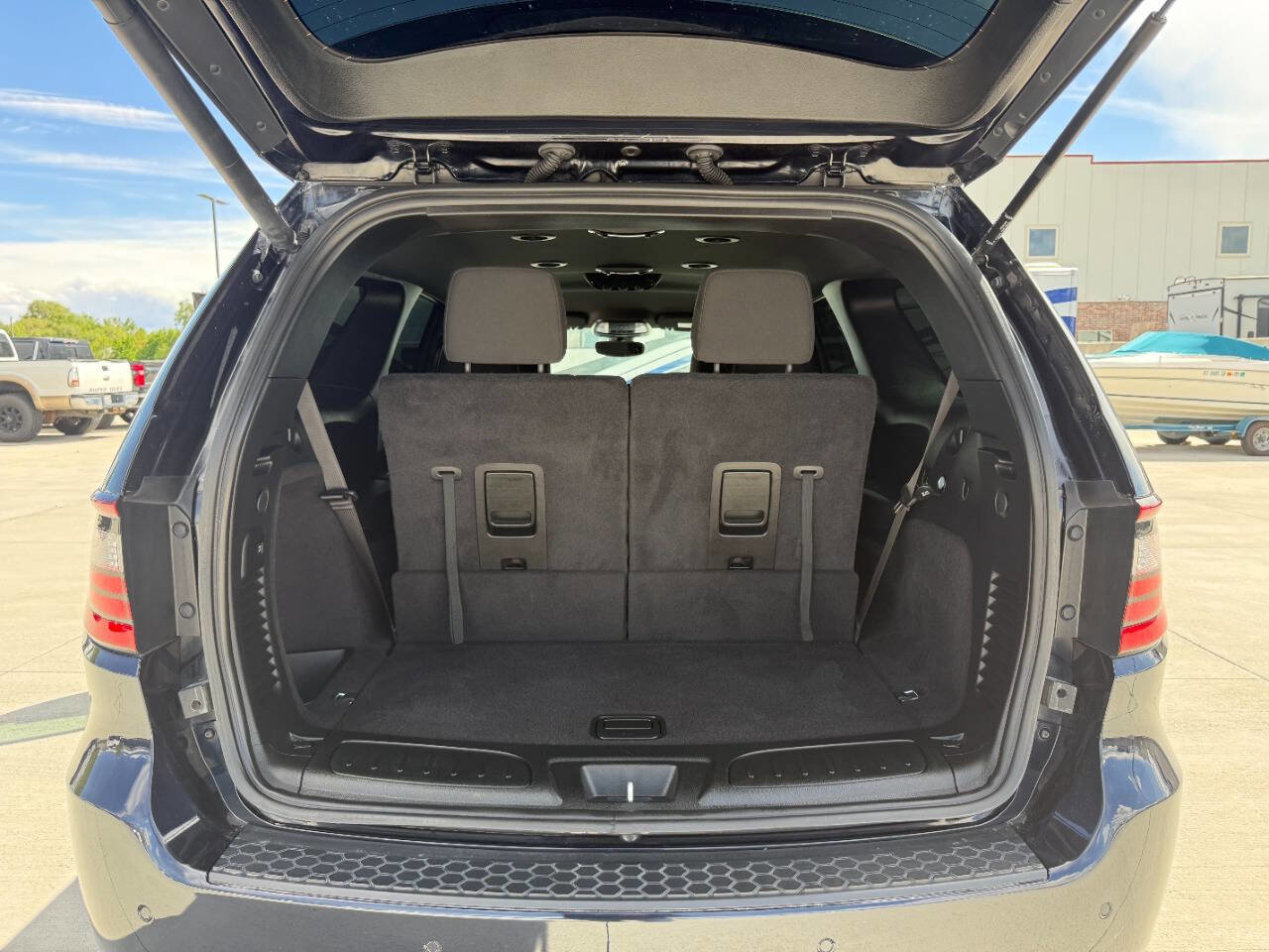Used 2025 Dodge Durango GT w/ Blacktop Package AWD/4WD image 26