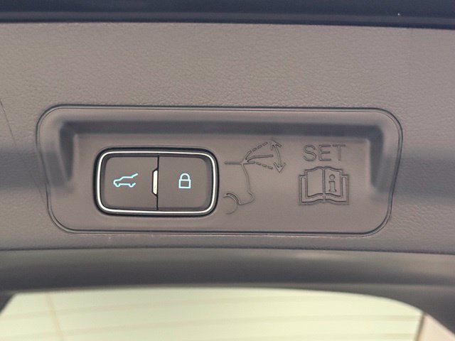 New 2026 Ford Explorer Active w/ Active Comfort Package RWD image 29
