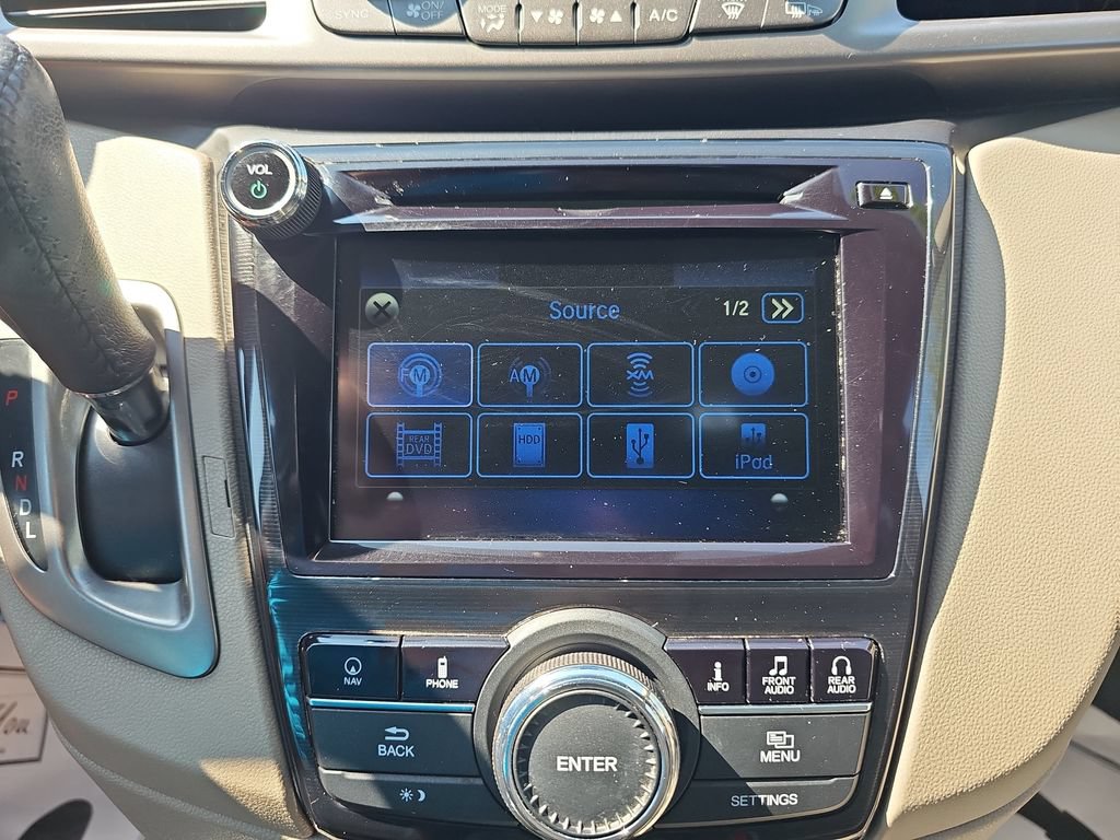 Used 2016 Honda Odyssey Touring Elite image 21