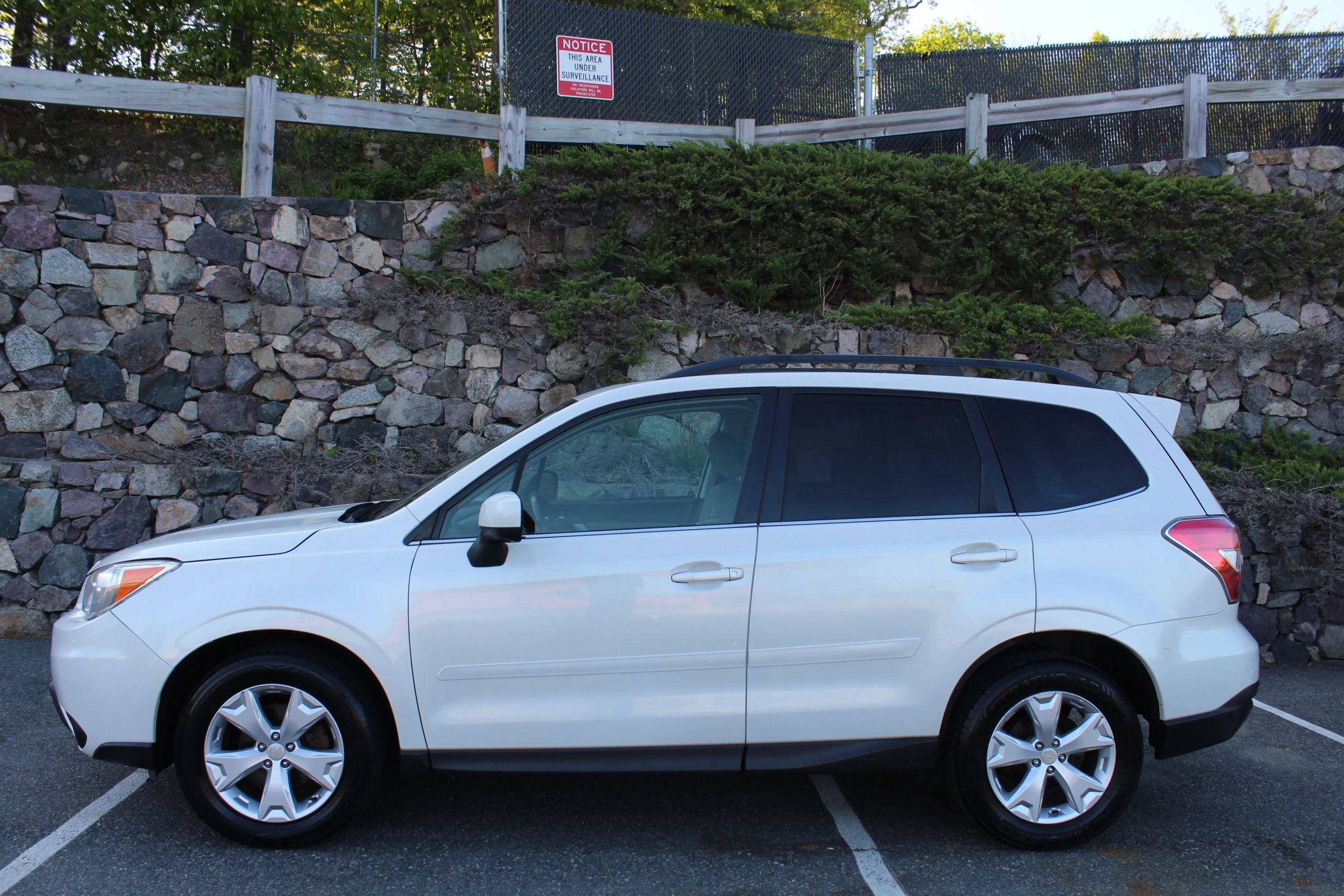 Used 2014 Subaru Forester 2.5i Limited image 6