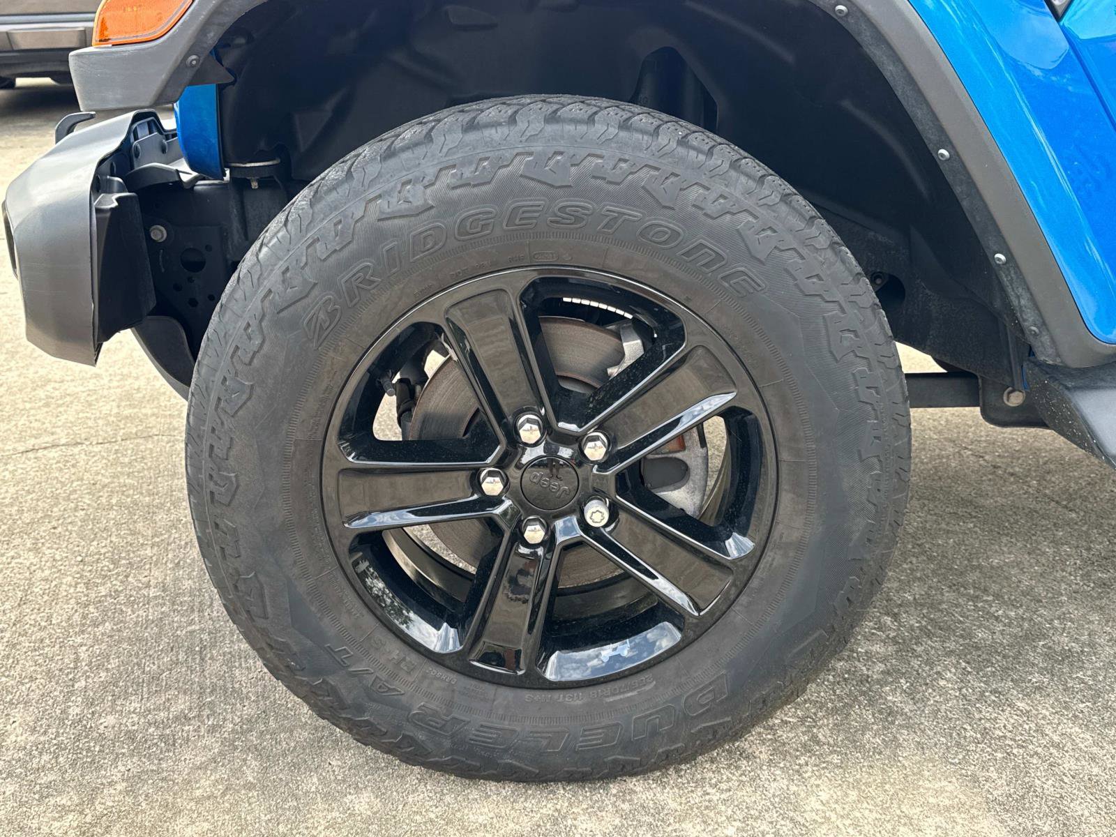 Used 2021 Jeep Wrangler Unlimited Sahara image 10