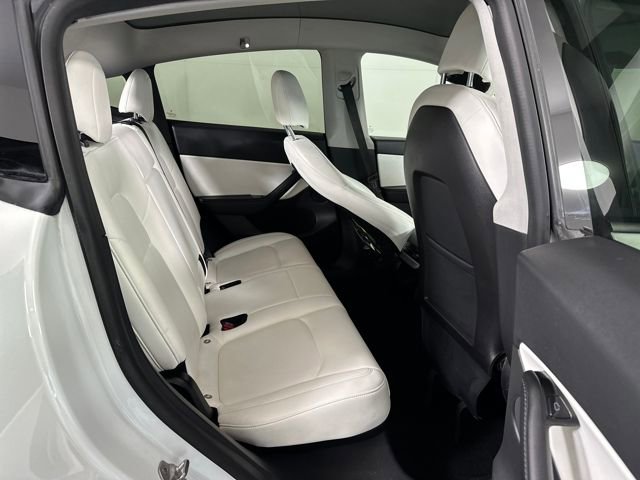 Used 2021 Tesla Model Y Long Range image 26