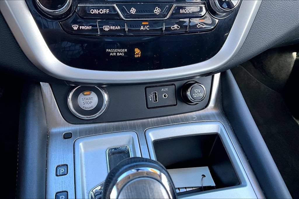 Used 2018 Nissan Murano S AWD/4WD image 16