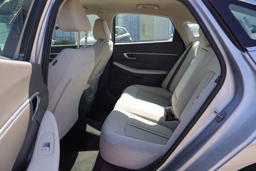 Used 2025 Hyundai Sonata SEL FWD image 9