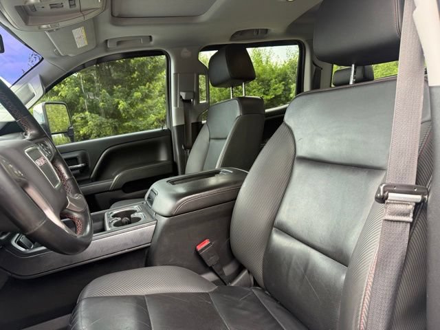 Used 2016 GMC Sierra 2500 SLT w/ All-Terrain HD Package AWD/4WD image 13