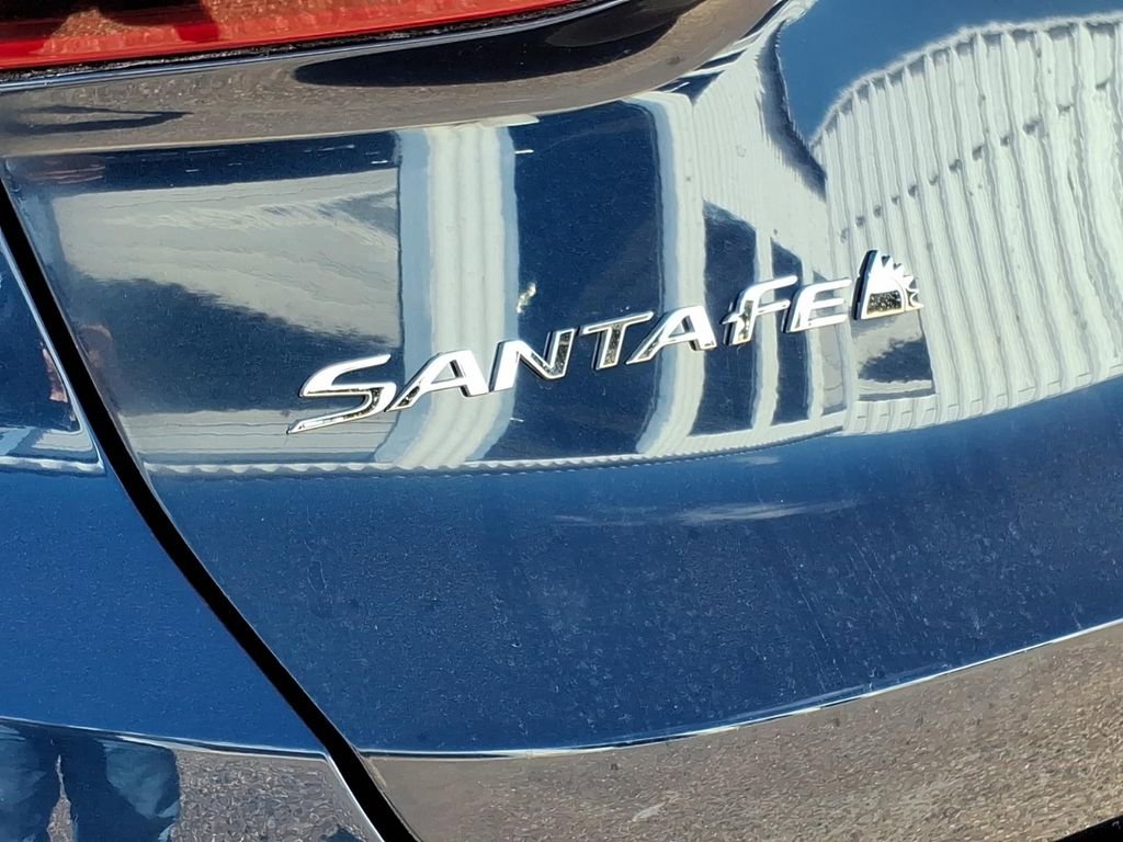Used 2023 Hyundai Santa Fe SEL w/ Premium Package image 16