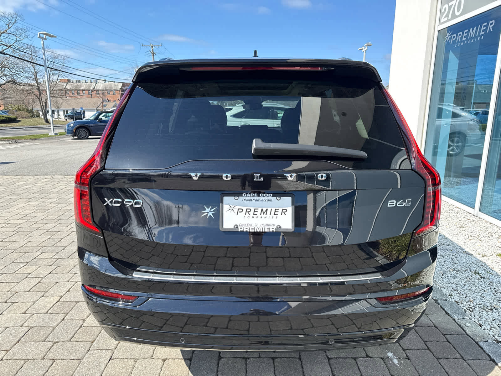 Used 2026 Volvo XC90 B6 Ultra w/ Protection Package Premier image 16