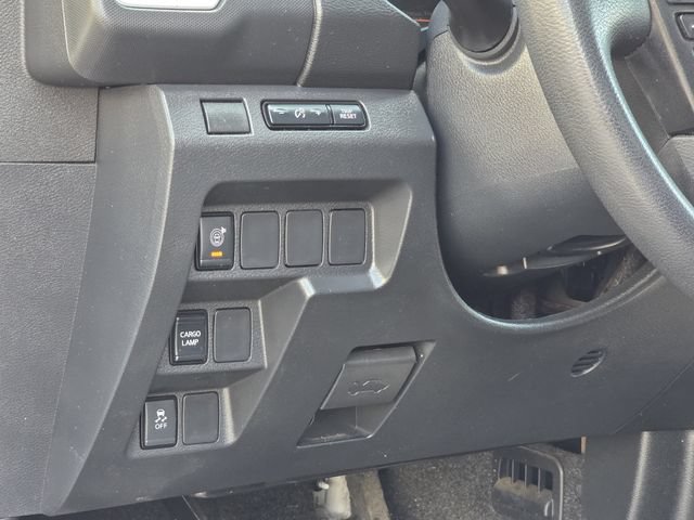 Used 2023 Nissan Frontier SV w/ Technology Package RWD image 19