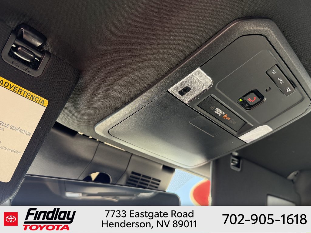 Used 2025 Toyota Tacoma SR5 AWD/4WD image 28