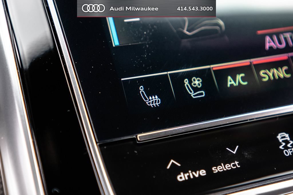 New 2026 Audi SQ7 Prestige AWD/4WD image 37