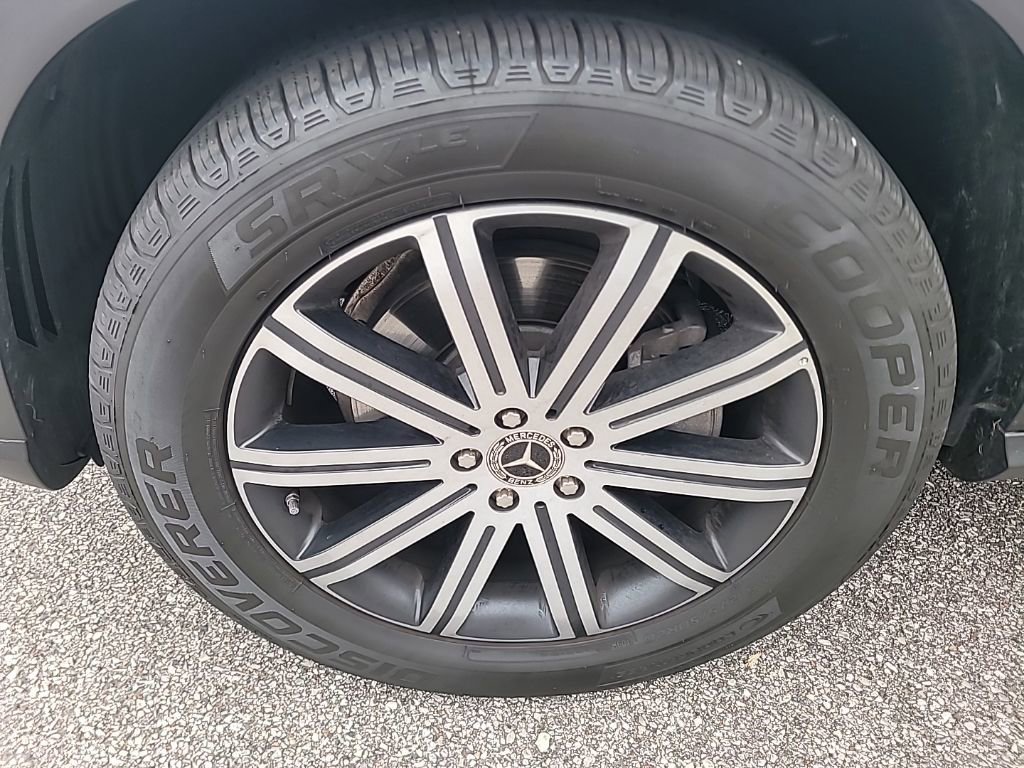 Used 2025 Mercedes-Benz GLE 350 4MATIC image 4