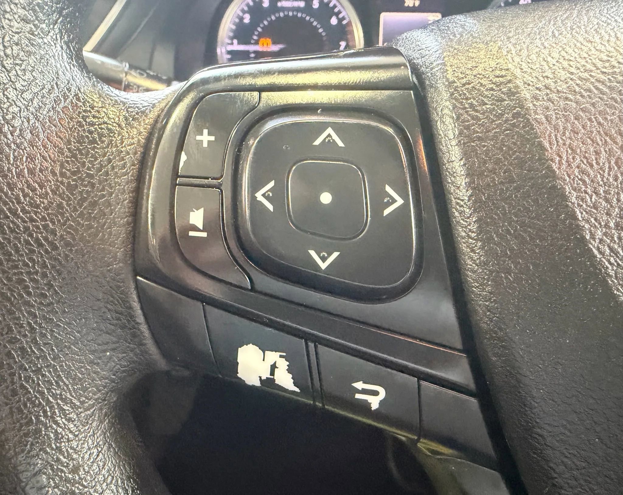 Used 2017 Toyota Camry LE image 12