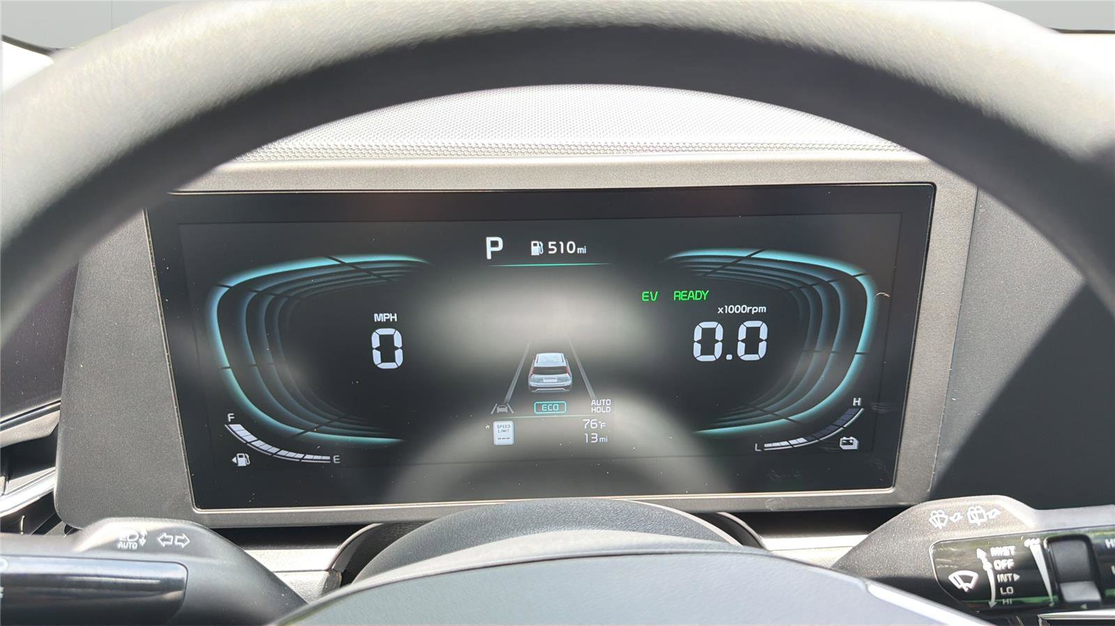 New 2026 Kia Niro LX FWD image 15