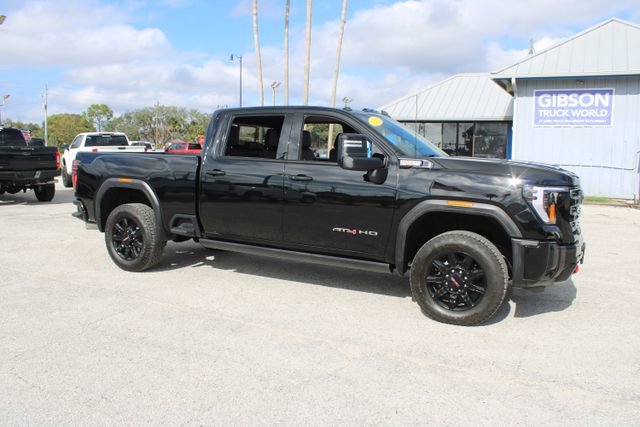 Used 2025 GMC Sierra 2500 AT4 image 15