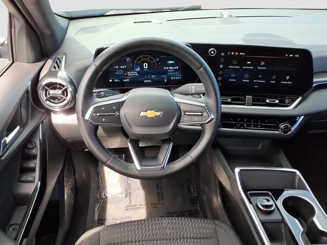 Used 2026 Chevrolet Equinox LT AWD/4WD image 17