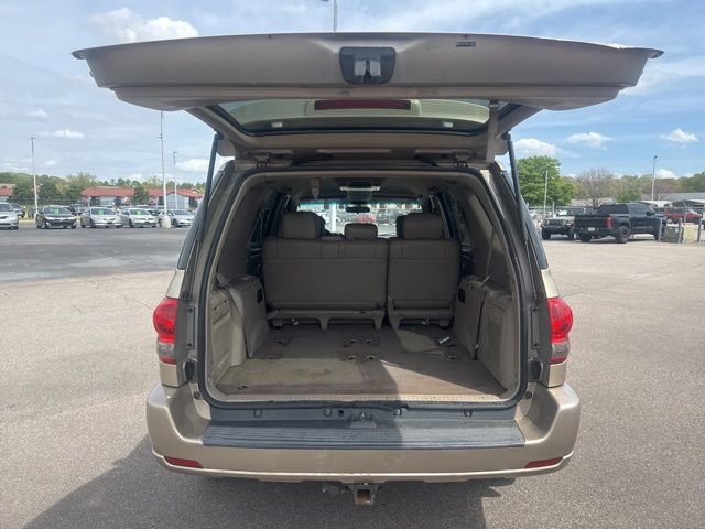 Used 2005 Toyota Sequoia SR5 image 16