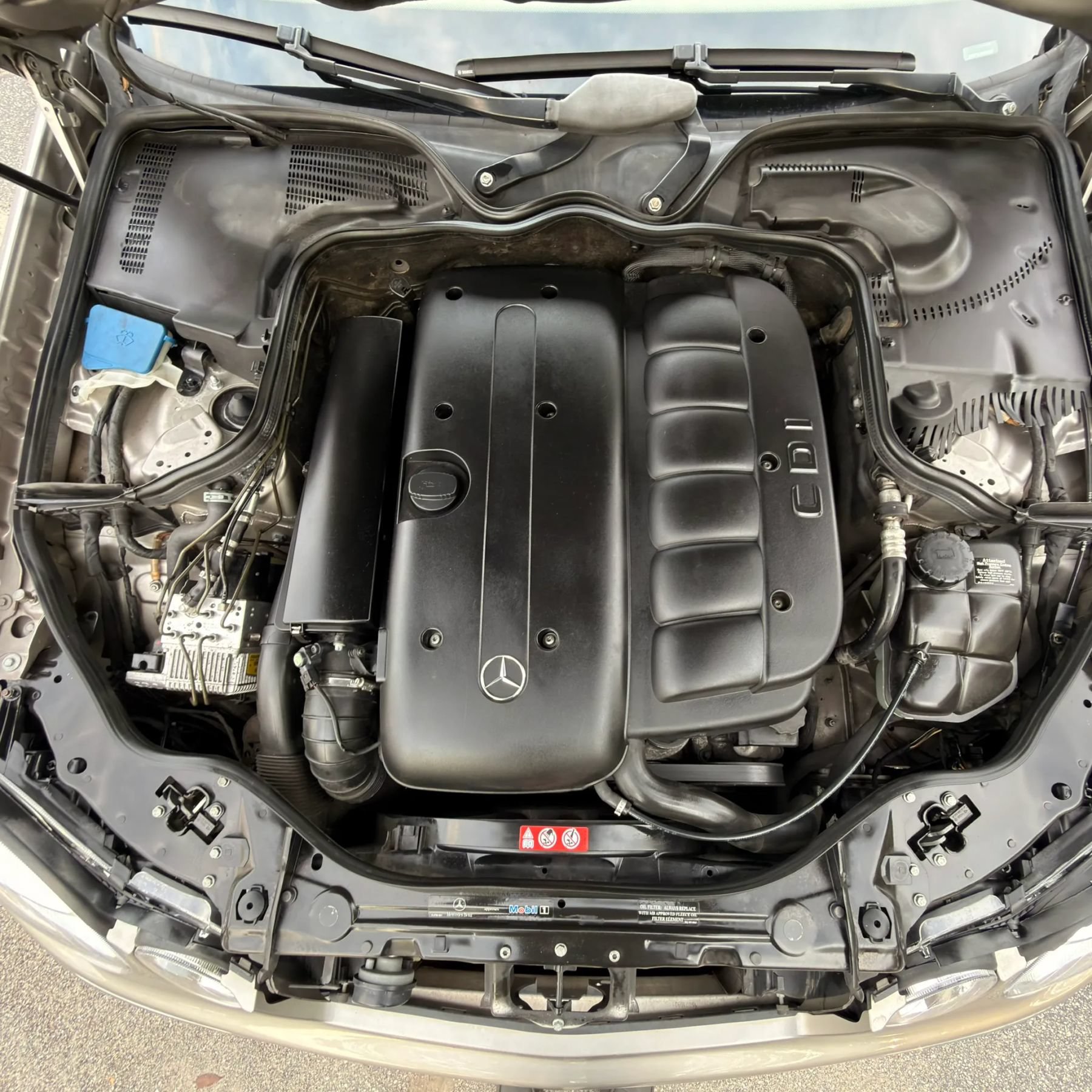 Used 2006 Mercedes-Benz E 320 CDI Sedan image 30